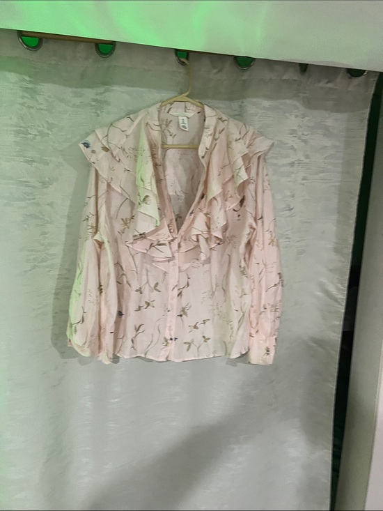 H&M Tops - H&M Pale Pink Floral Ruffle Blouse